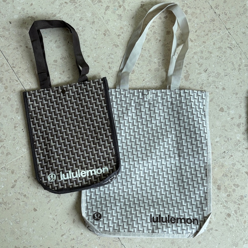 lululemon athletica Black and Gray Tote Set